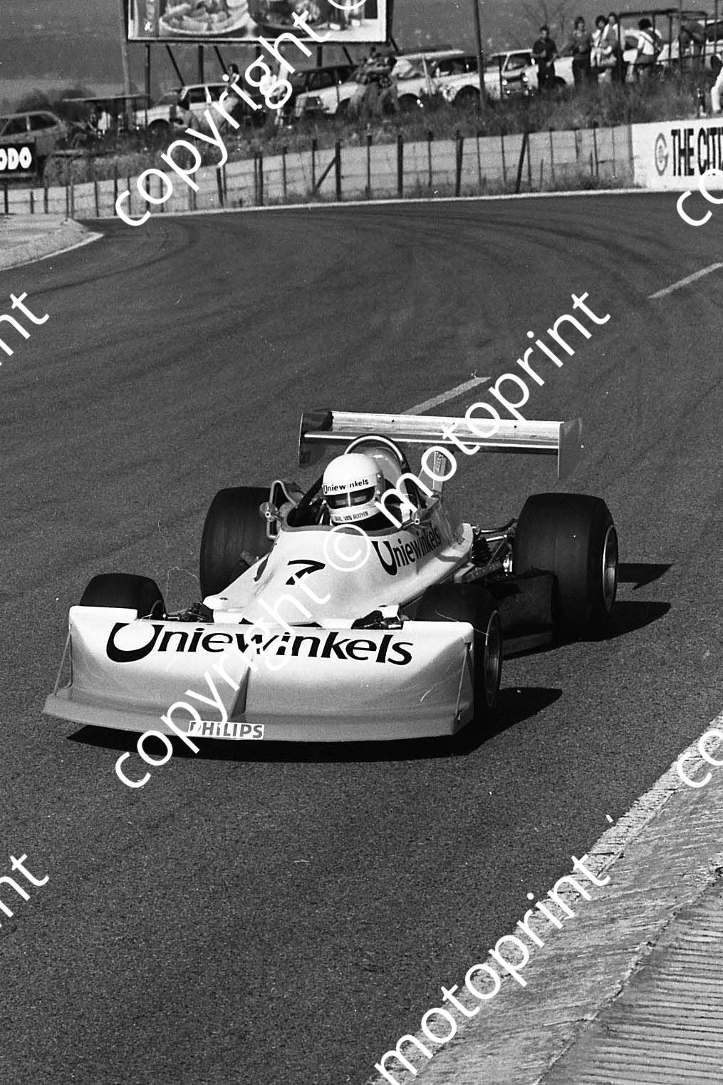SS B van Rooyen Chevron B34 Republic Trophy (permission Malcolm Sampson Motorsport Photography) 1977 Kya FA (30)