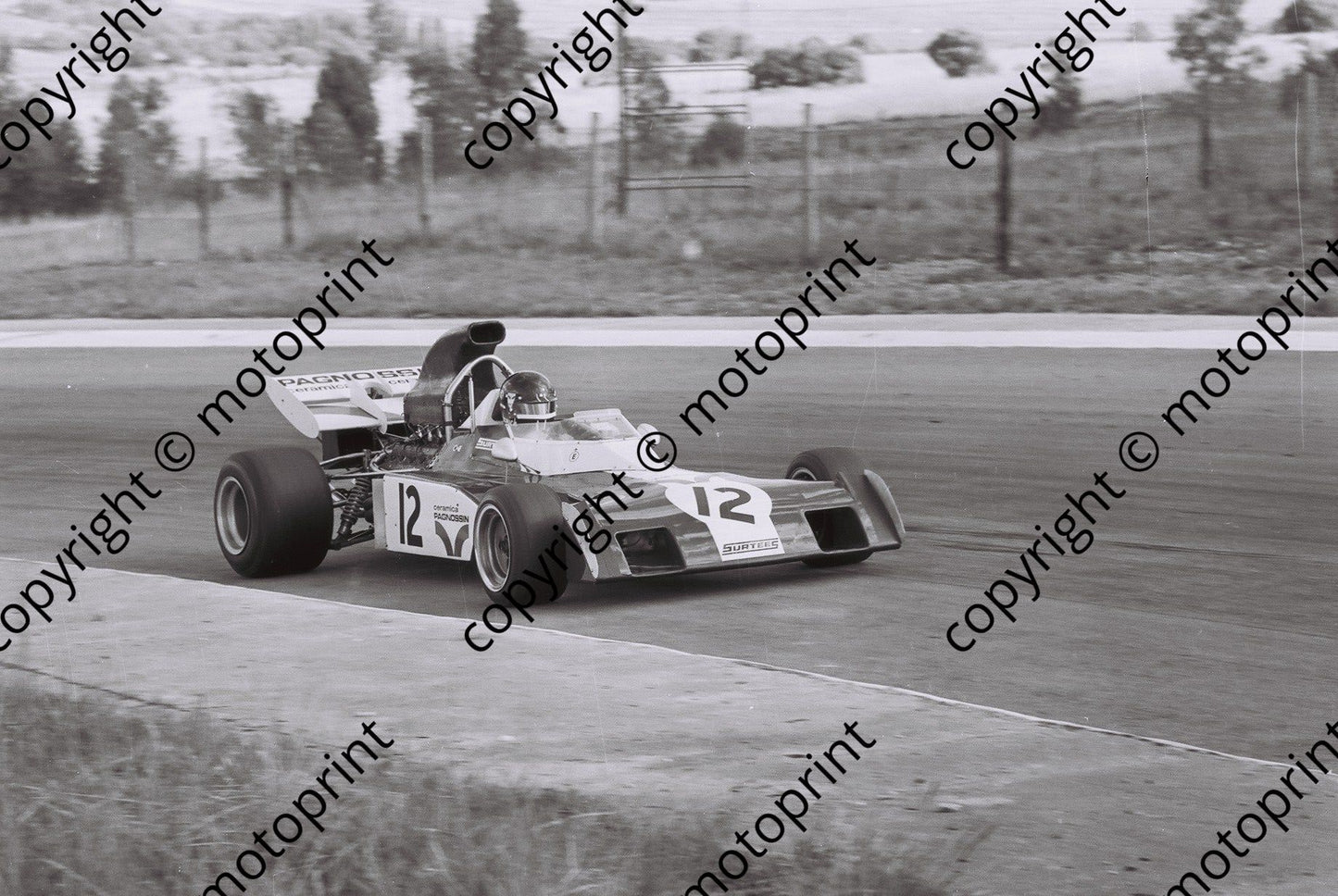 SS De Adamich Surtees TS9b Leeukop 3