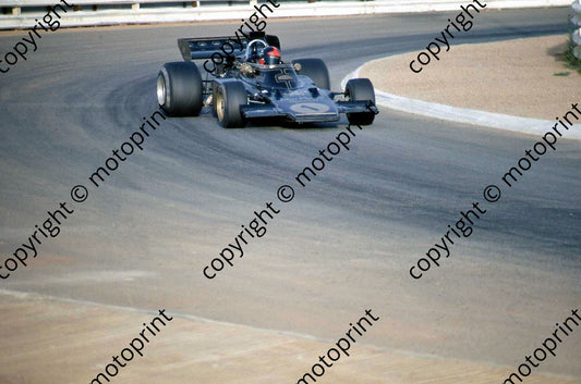 SS E Fittipaldi, Lotus 72 World Champion at Clubhouse