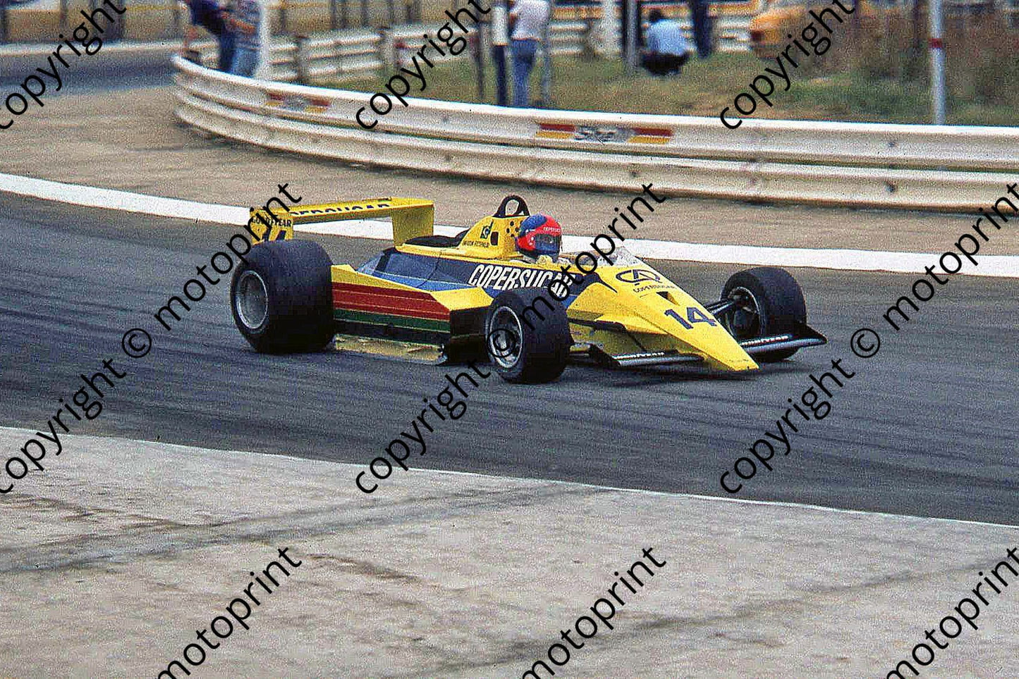 SS Fittipaldi Copersucar F6 Clubhouse