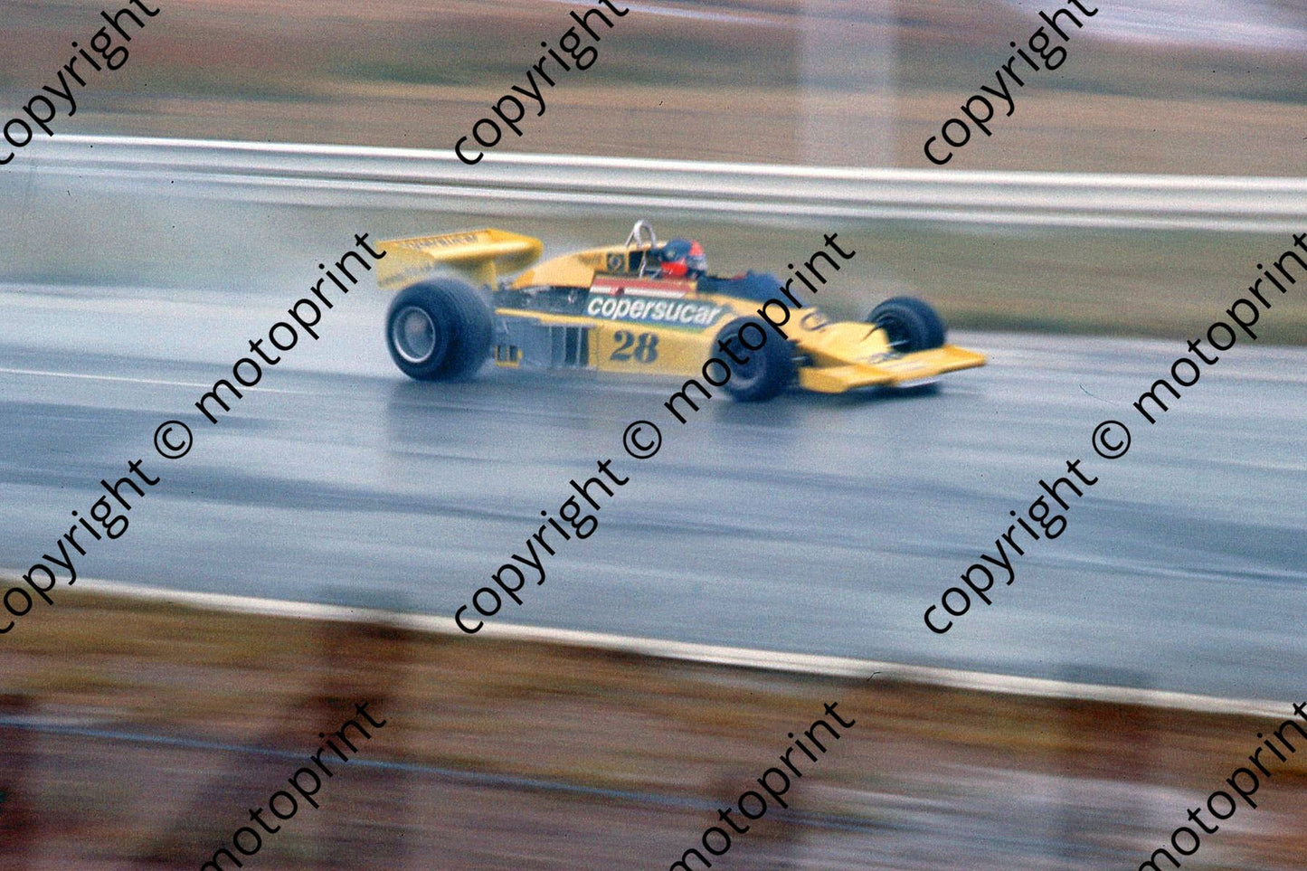 SS Fittipaldi Copersucar FD04 Jukskei rain practice