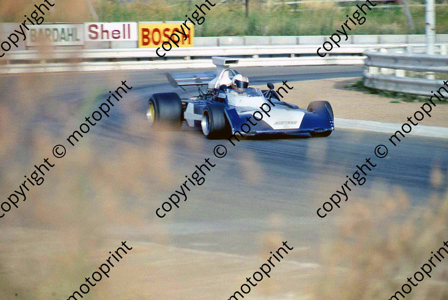 SS Hailwood, Surtees TS14b at Clubhouse