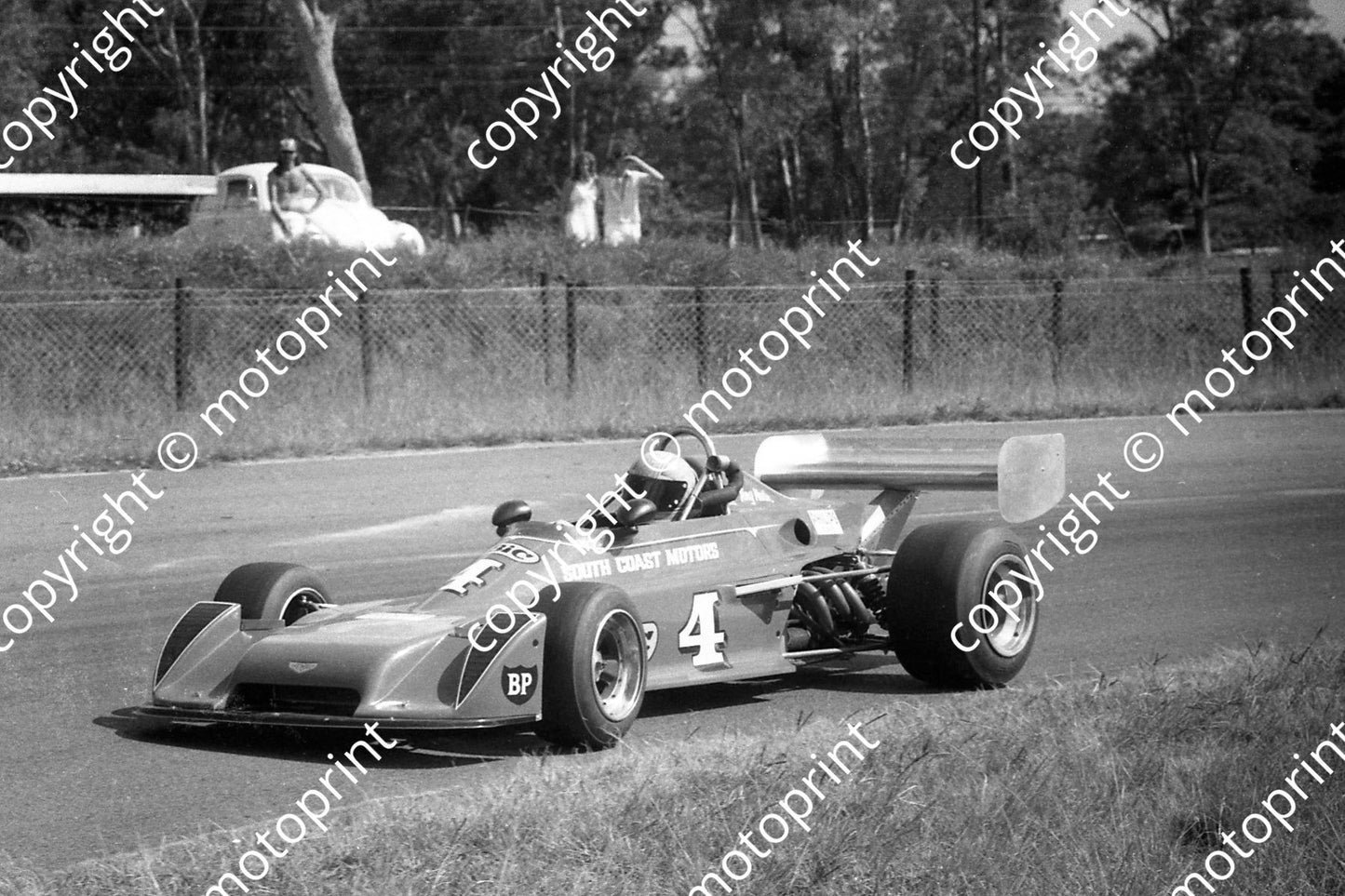 SS Hesketh (permission Malcolm Sampson Motorsport Photography) 1977 Hesketh 15 Jan Martin Chevron (37)