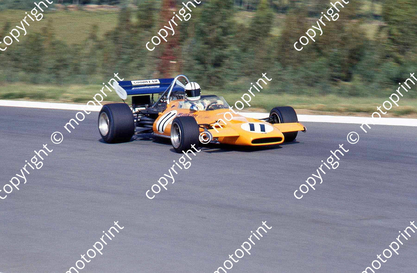 SS Hulme McLaren M19