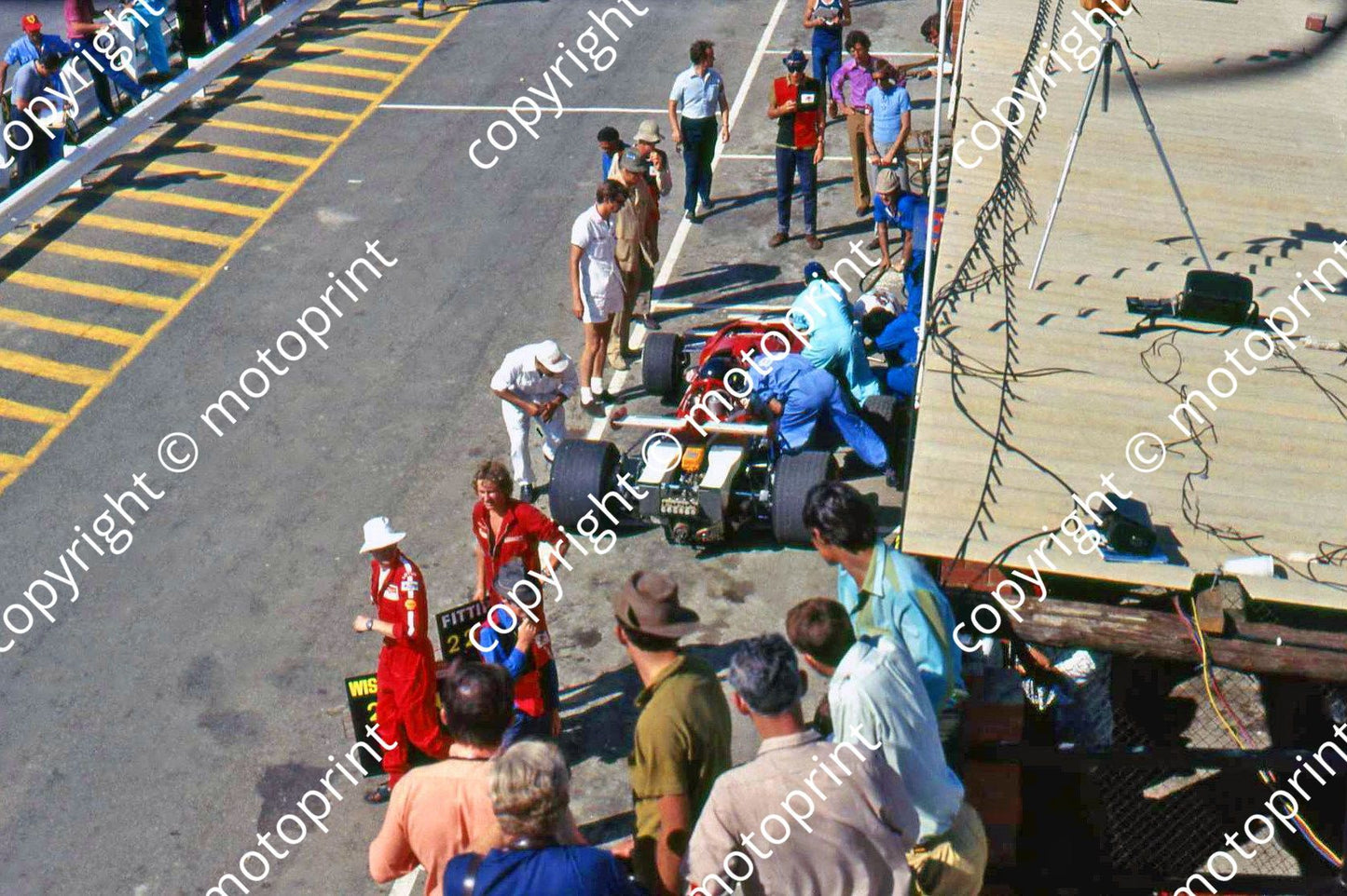 SS Ickx pit stop