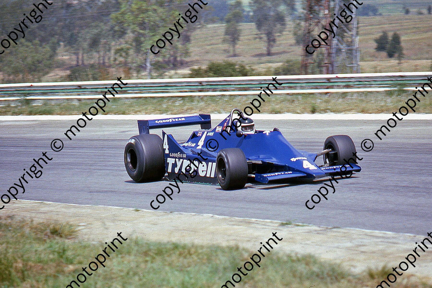 SS Jarier Tyrrell 009