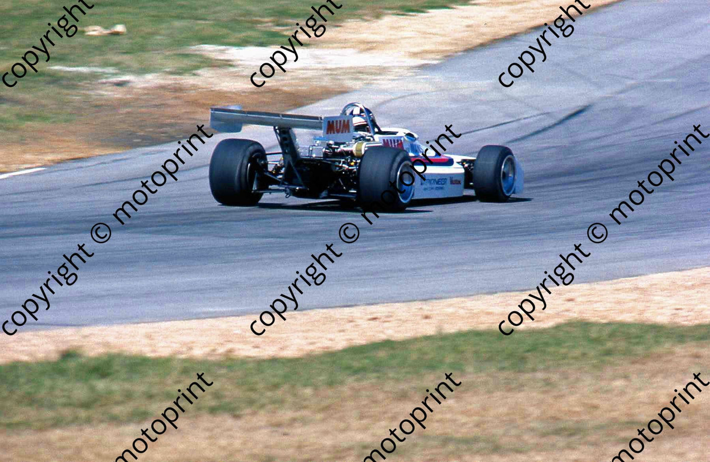 SS John Gibb Chevron B29