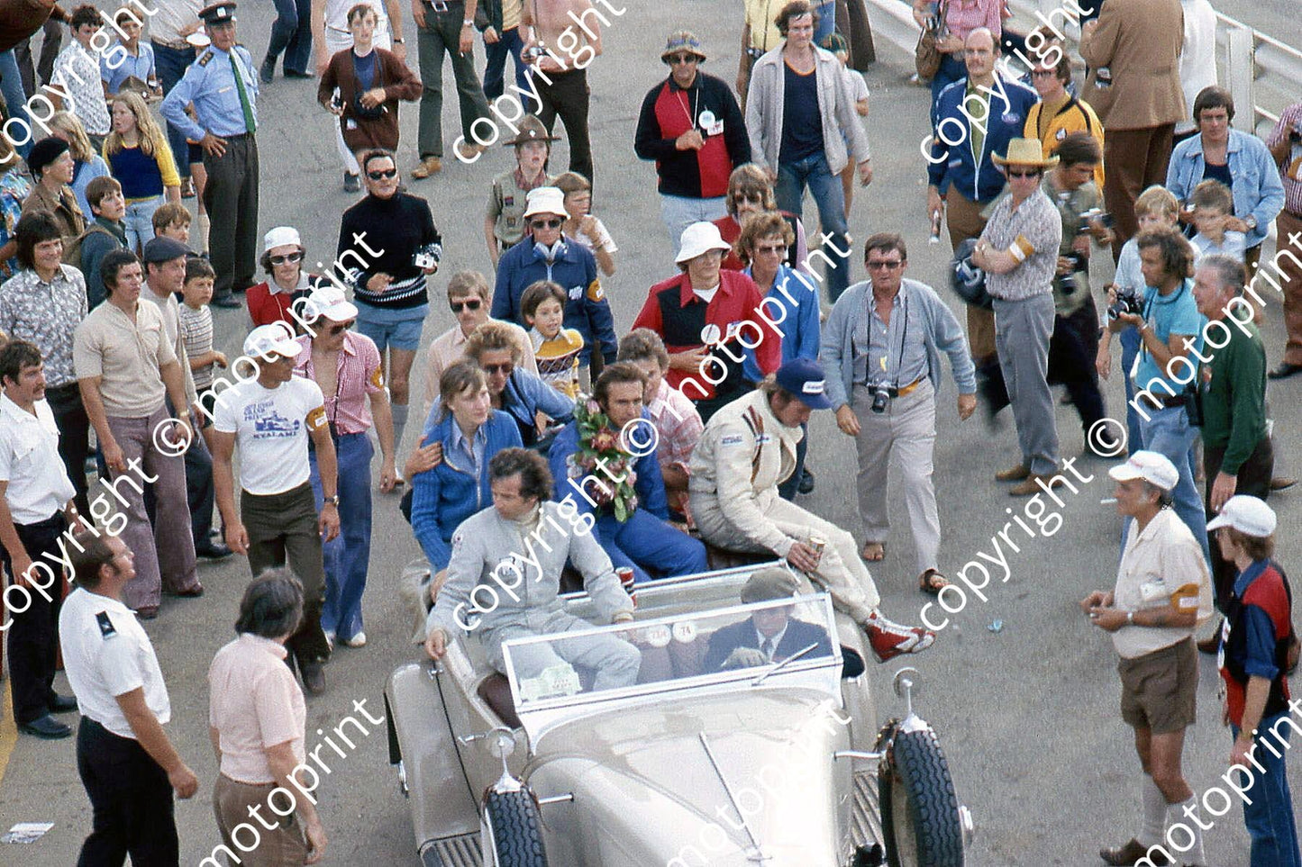 SS Lap of honour Beltoise, Reutemann, Hailwood