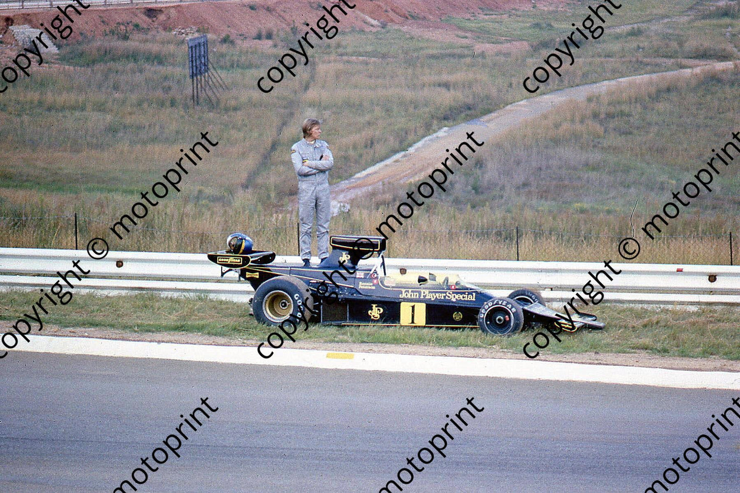 SS Lotus 76 Peterson stranded