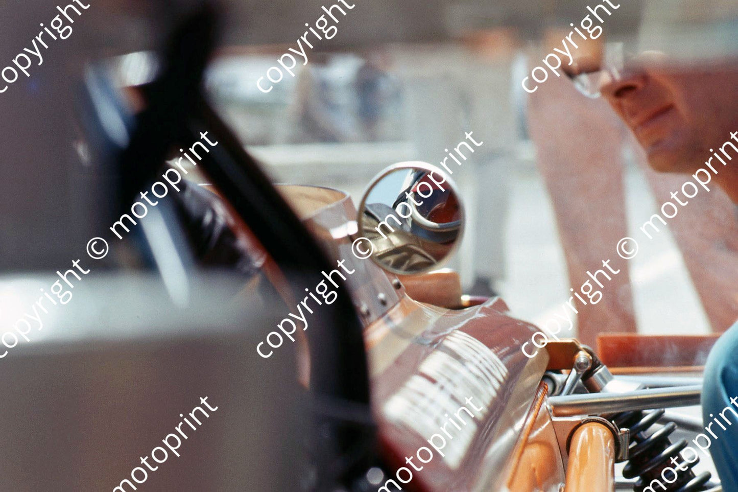 SS Love mirrored plus Gordon Jones