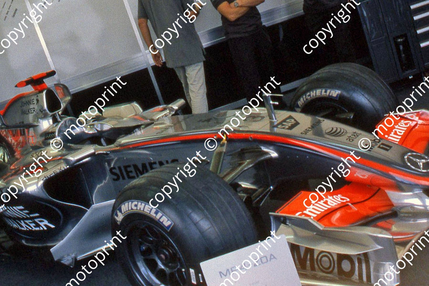 SS McLaren Mercedes MP4-20 1