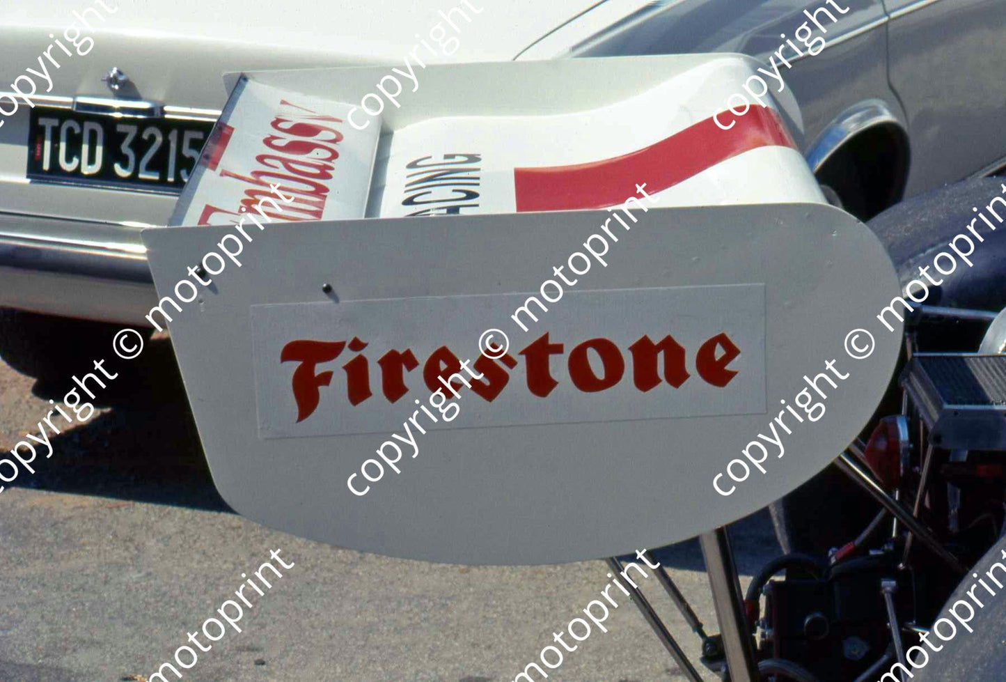 SS Rear wing Embassy Lola T370