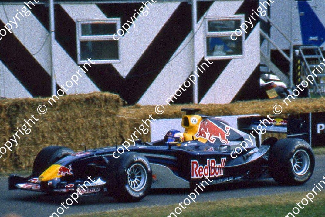 SS Red Bull RB1 3 cropped