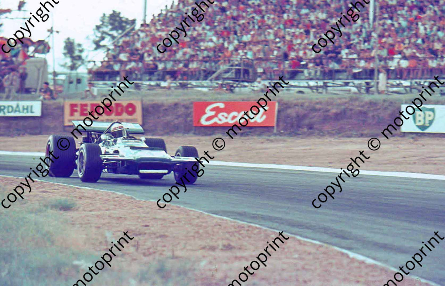 SS Stewart March 701 Crowthorne (Thanks to Ken Stewart) (8)