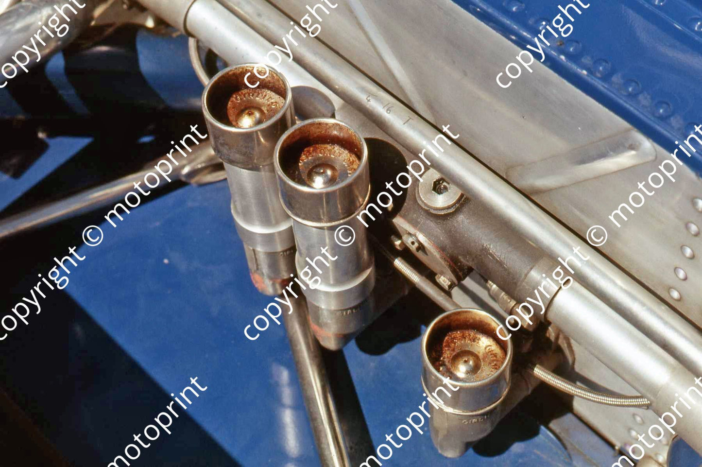 SS Tyrrell rusty cylinders
