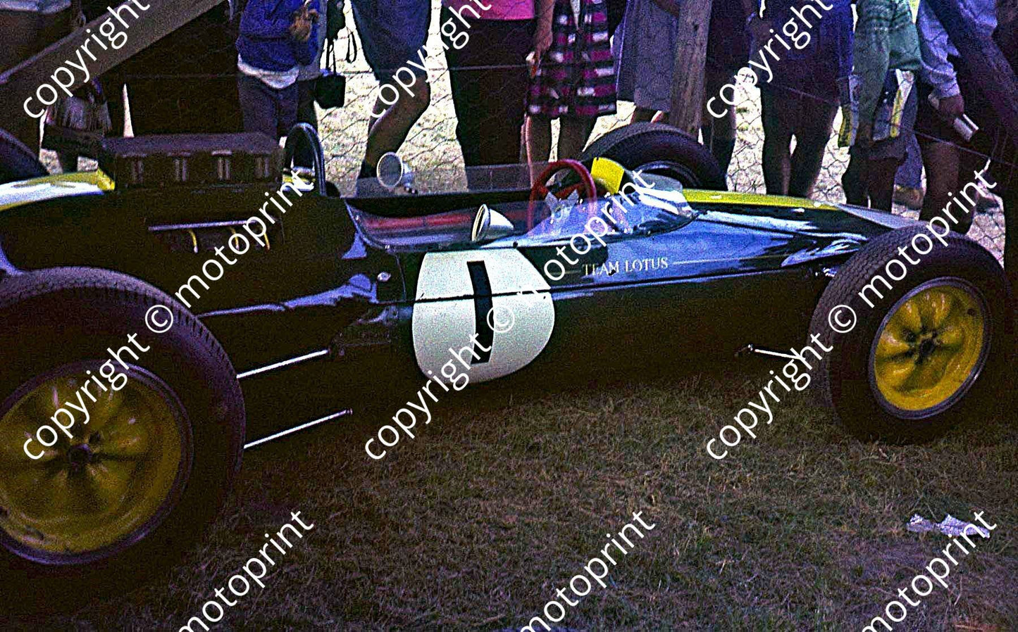SS (thanks Stuart Falconer) a 079 1963 EL SA GP Lotus 25 Clark