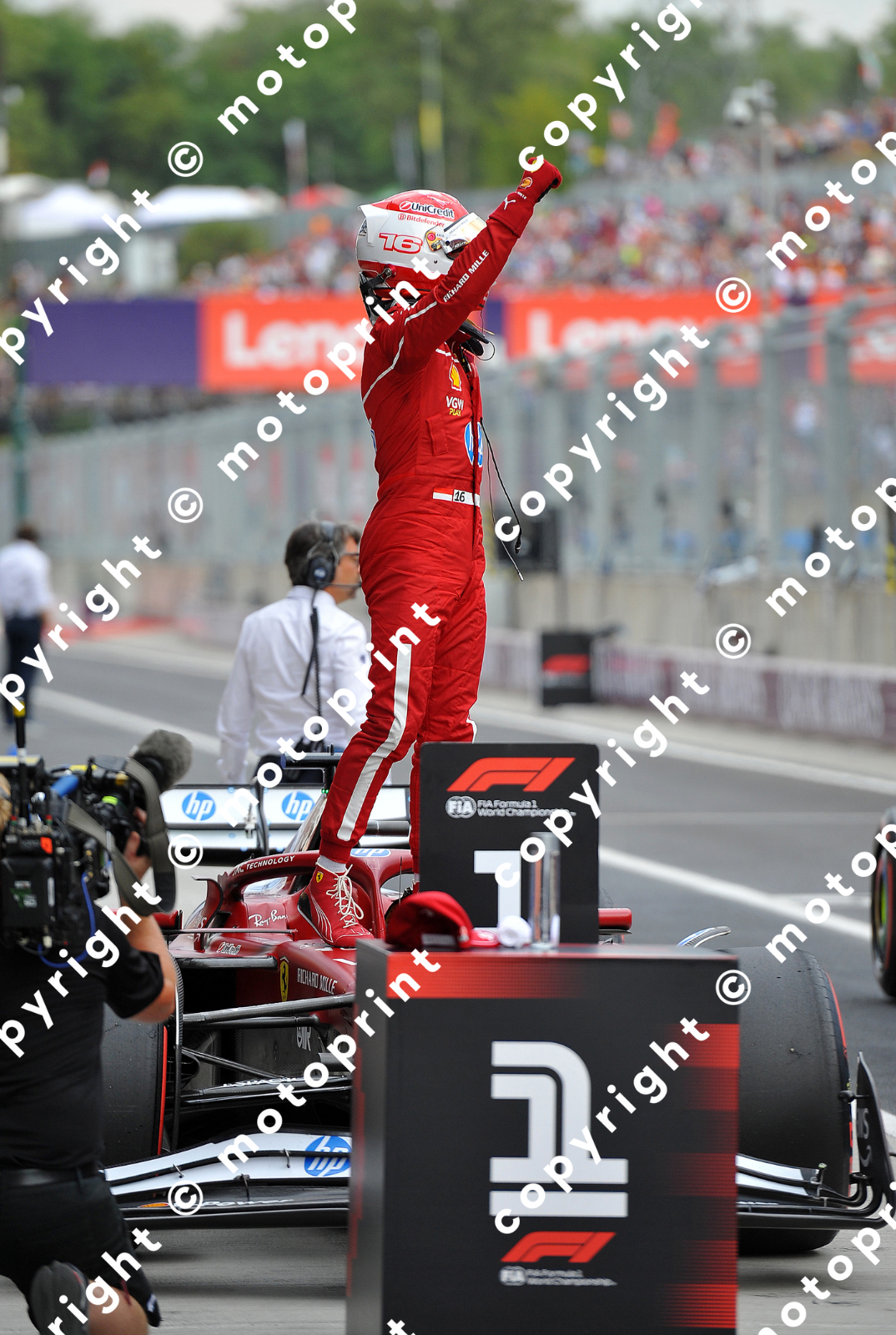 2025 C.Leclerc Ferrari pole position GP Hungary (courtesy Paolo D'Alessio)