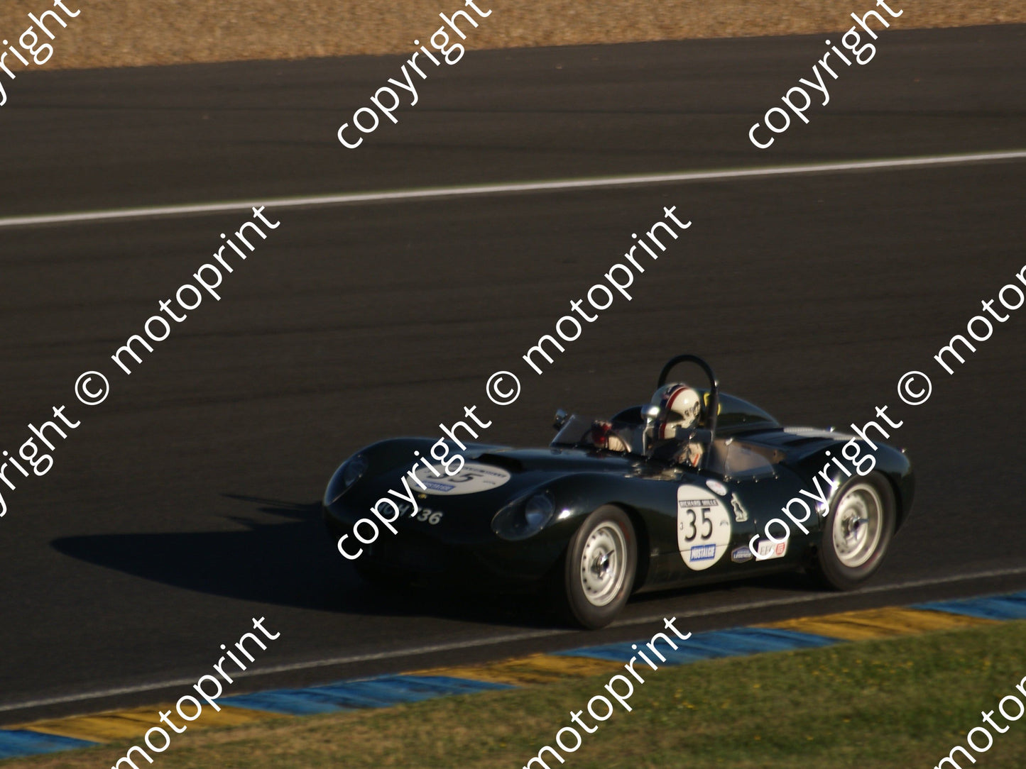 grid 3 35 Lister Jaguar 'flat iron' Steve Brooks, Patrick Blakeney-Edwards Sat pm 2nd (19)