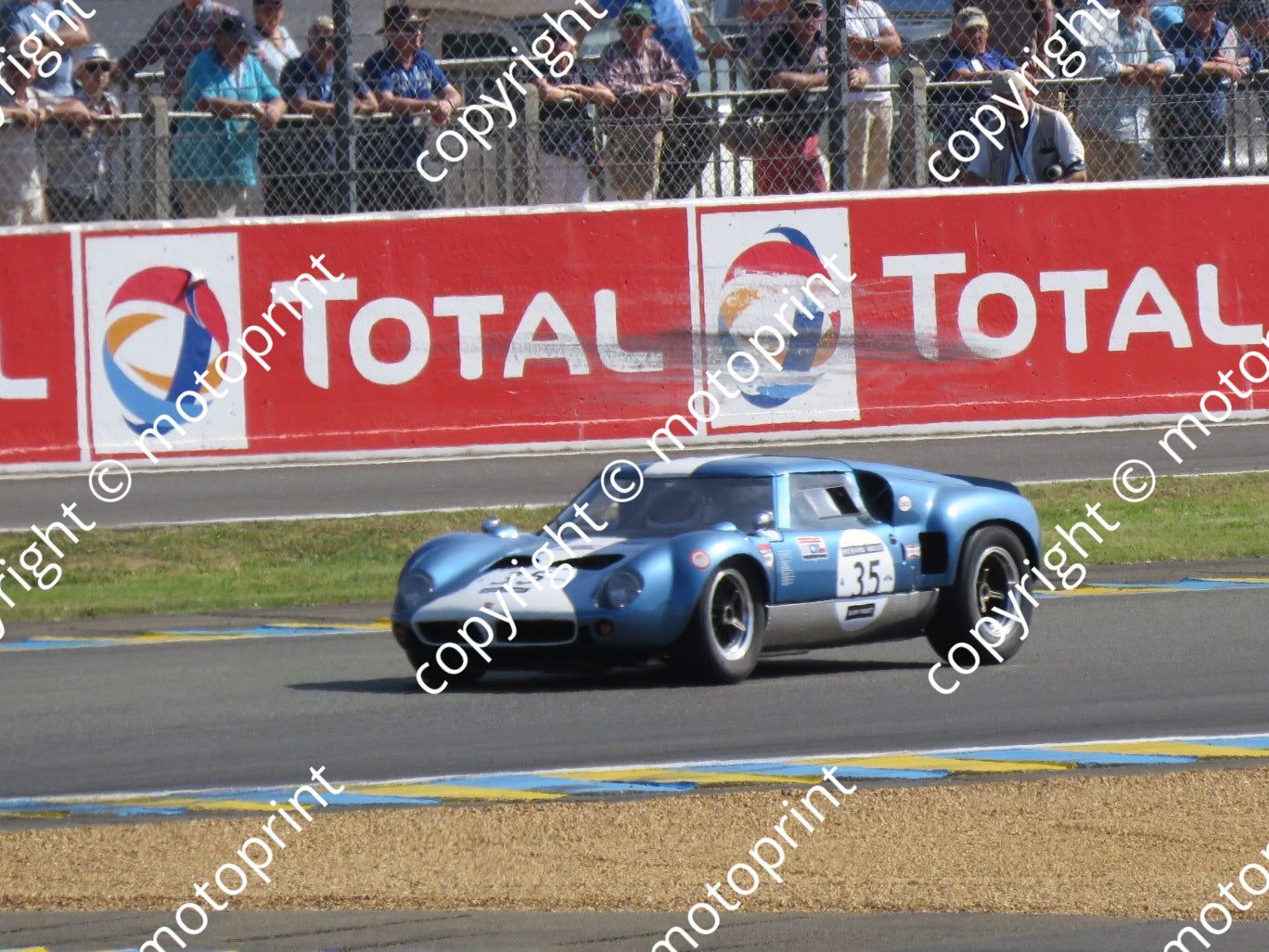 grid 4 35 Lola Mk6 GT Patrick Bardinon precursor to GT40 prac 6) (2)