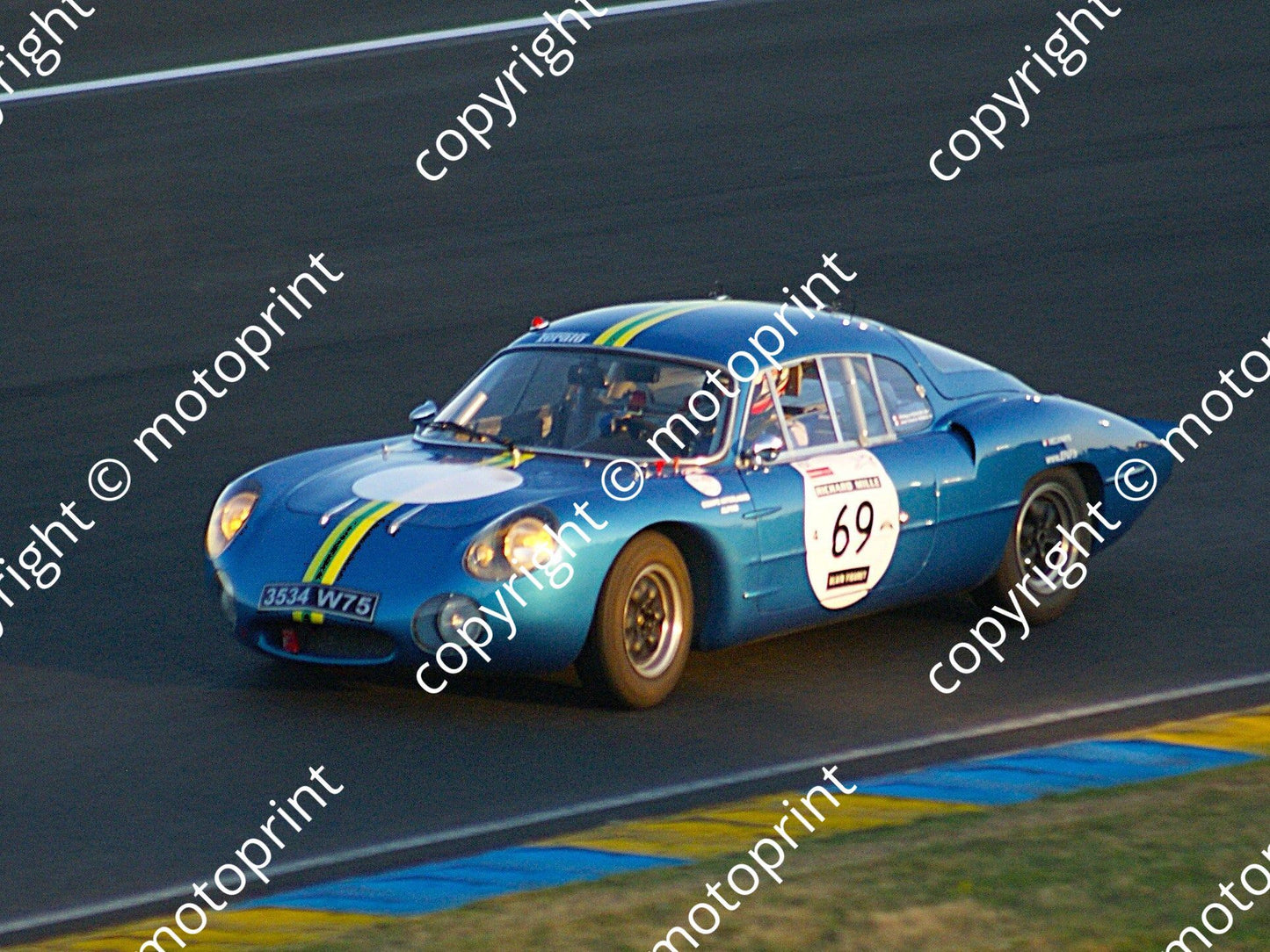 grid 4 69 Alpine M63 Jean-Charles Redele, Philippe Peauger Sat evening (49)