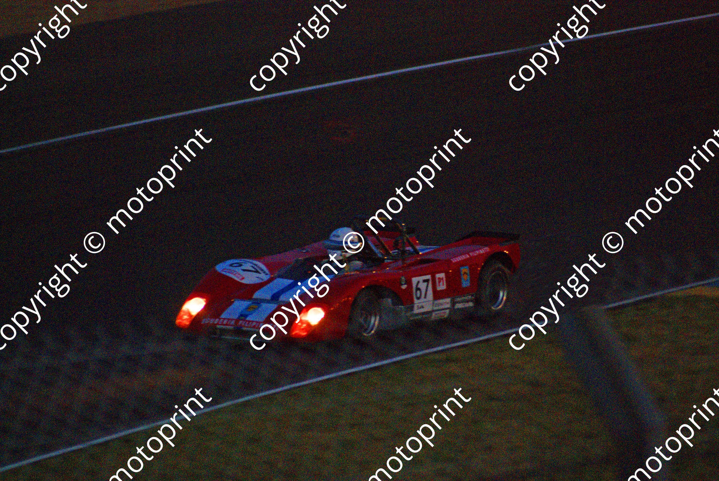 grid 5 67 Lola T212 F Anthony Schrauwen Sat evening (112)
