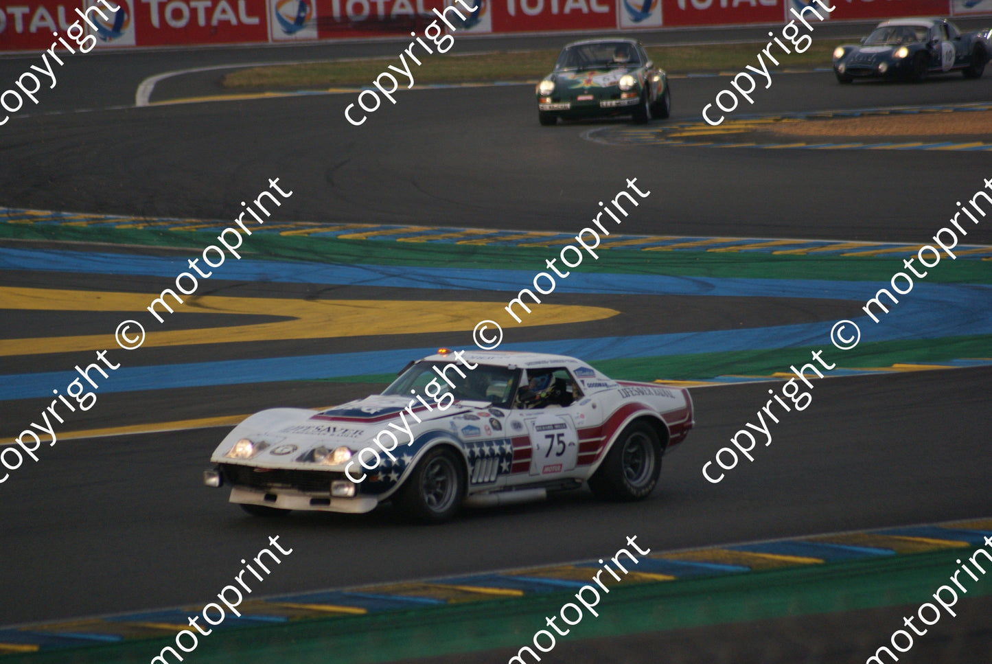 grid 5 75 Chev Corvette C# Greenwood John Goodman, Rob Hall am (17)