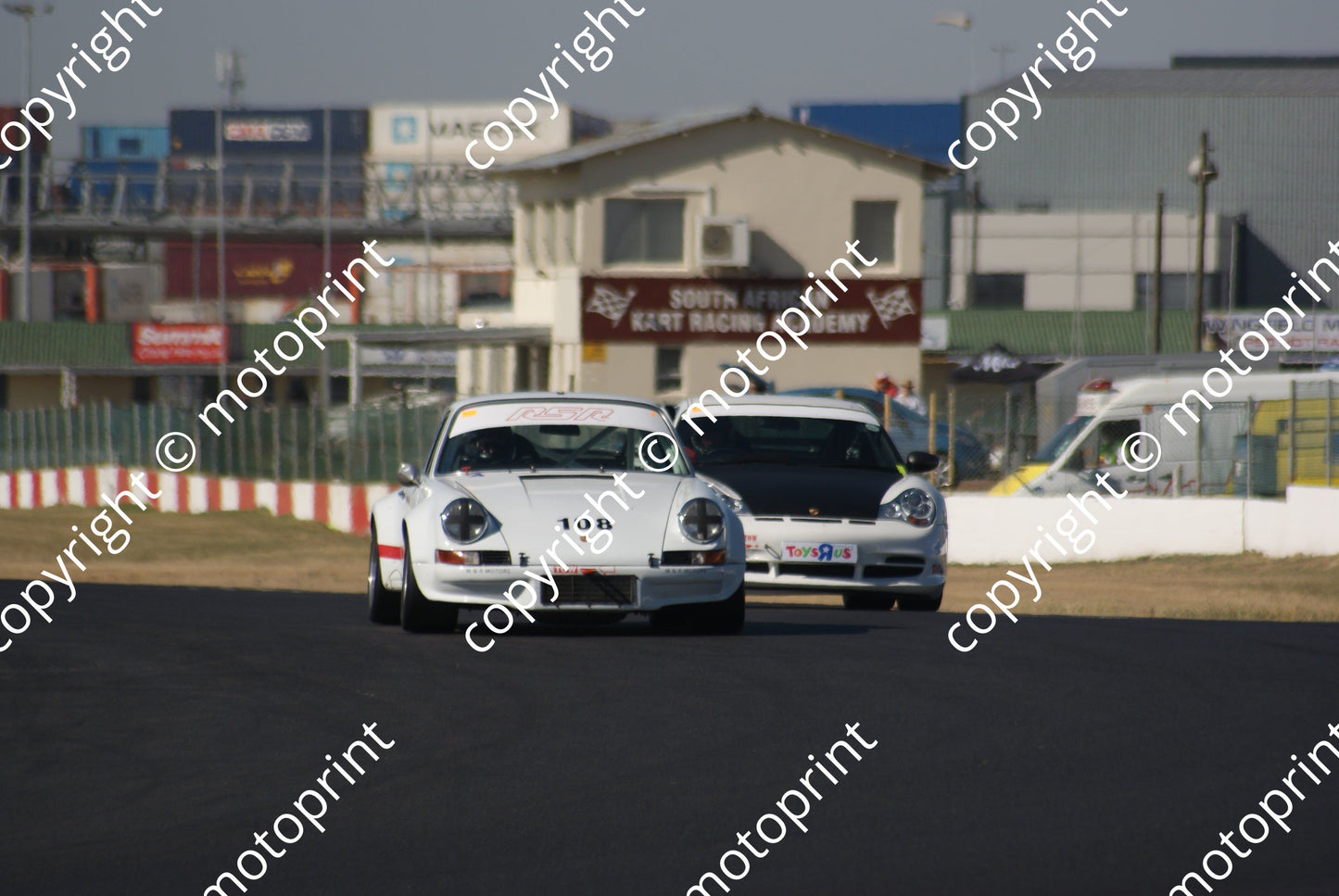 108 Keith Rose Porsche 911 169 Mo Mia, Jayendren and Rajendren Naidoo Porsche DSC00770