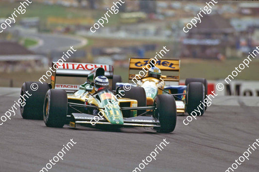 11 Mika Hakkinen Lotus 102D 19 Michael Schumacher Benetton B191B 07764 (courtesy Roger Swan) (30)