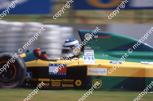 11 Mika Hakkinen Lotus 102D scan 10x15 cm  (courtesy Roger Swan) (1)