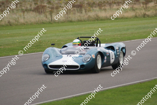 12 Jose Alberquerque Lola Chev T70 race (18)