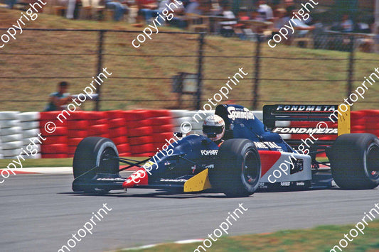 15 Gabriele Tarquini Fondmetal GR01 07715 (courtesy Roger Swan) (1)