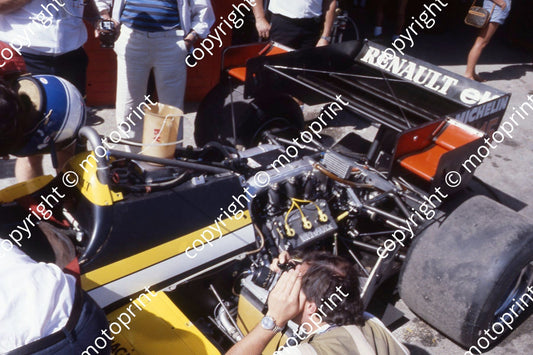 15 Renault RE50 (courtesy Roger Swan)  102