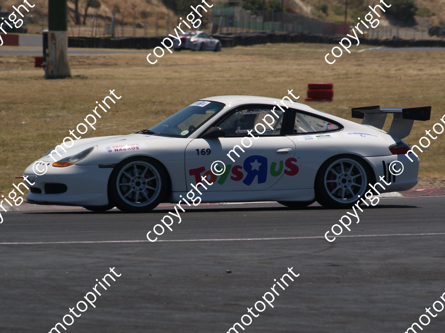 169 Mo Mia, Jayendren and Rajendren Naidoo Porsche practice (2)