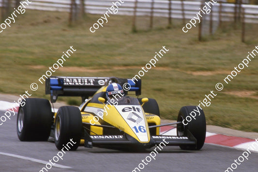 16 Derek Warwick Renault RE50 (courtesy Roger Swan) (4)