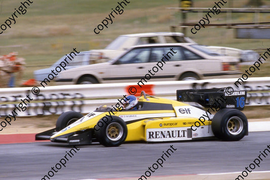 16 Derek Warwick Renault RE50 (courtesy Roger Swan) (7)