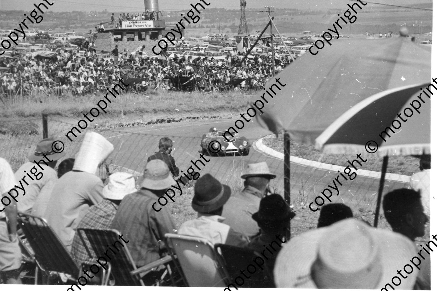 17 Lotus Climax 17 Ward White Clubhouse 019