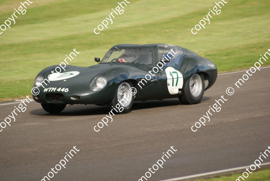 17 Richard Attwood Andrew Frankel Lister Jag coupe (24)