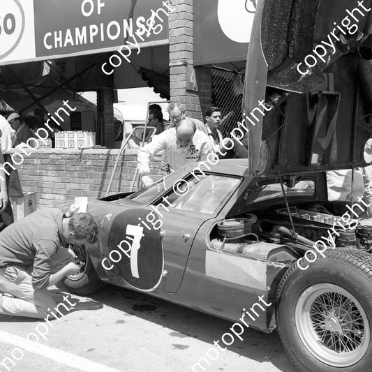 1965 7 John Love Mike Spence Ferrari 275LM David Piper owner behind car (courtesy Ken Stewart) (2)