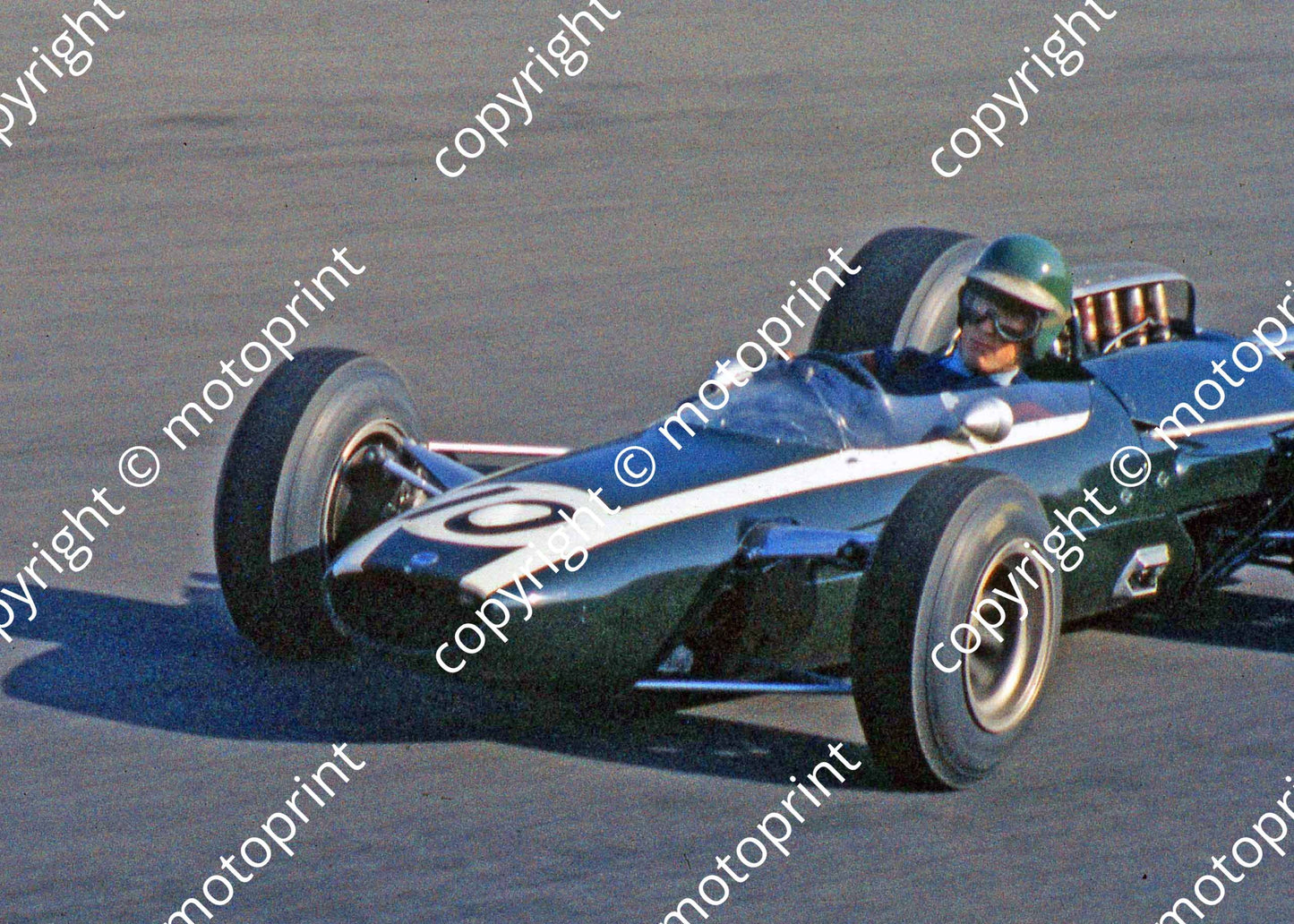1965 a4 10 Jochen Rindt Cooper Climax T77-F1-65 cleaned 5x7(courtesy Roger Swan) 033