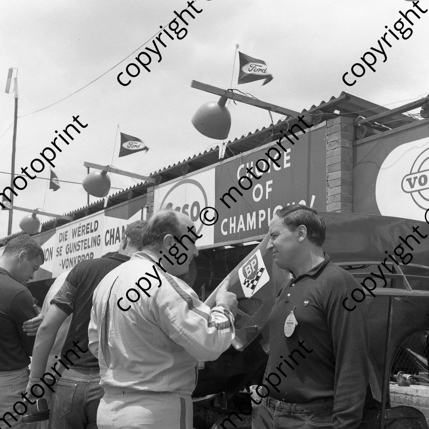 1966 3 David Piper Ken Stewart (courtesy Ken Stewart) 754