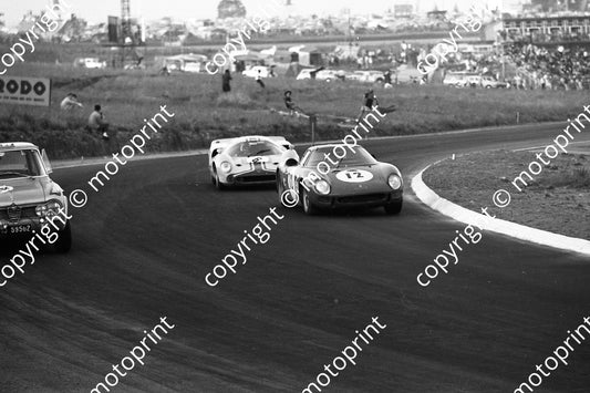 1967 12 Ferrari 250LM Peter Clarke George van Straaten_ 6 Lola Chev Gardner Spence (courtesy Ken Stewart) 310