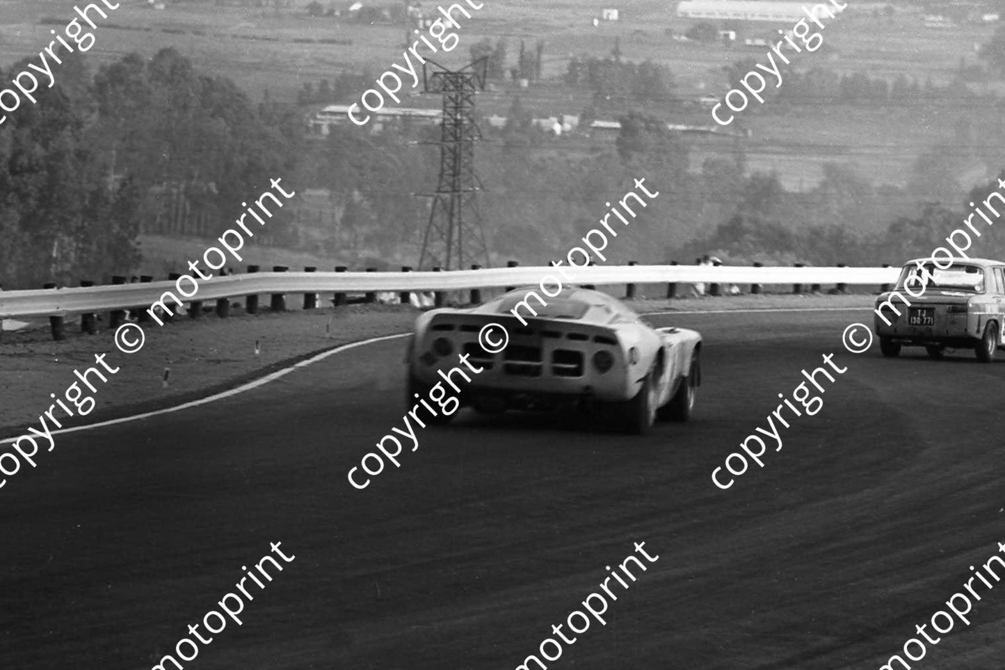1967 4 Mirage Ford Ickx Redman (courtesy Ken Stewart) 320