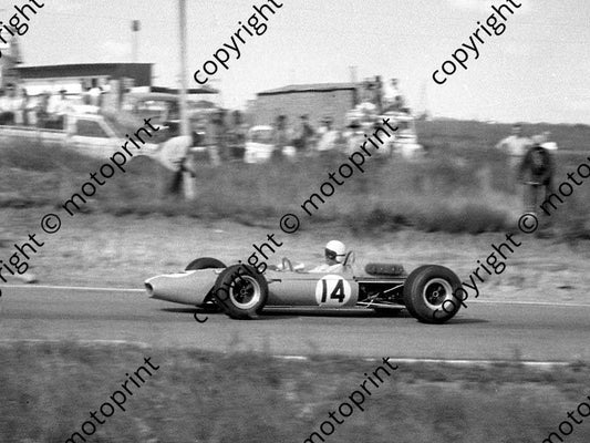 1967 SA GP 14 Bob Anderson Brabham Climax BT11 (permission Malcolm Sampson Motorsport Photography (2)