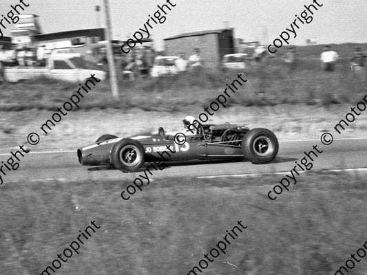 1967 SA GP 15 Jo Bonnier Cooper Maserati (permission Malcolm Sampson Motorsport Photography 738