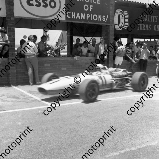 1967 SA GP John Surtees Honda RA273 leaving pits (courtesy Ken Stewart) 065
