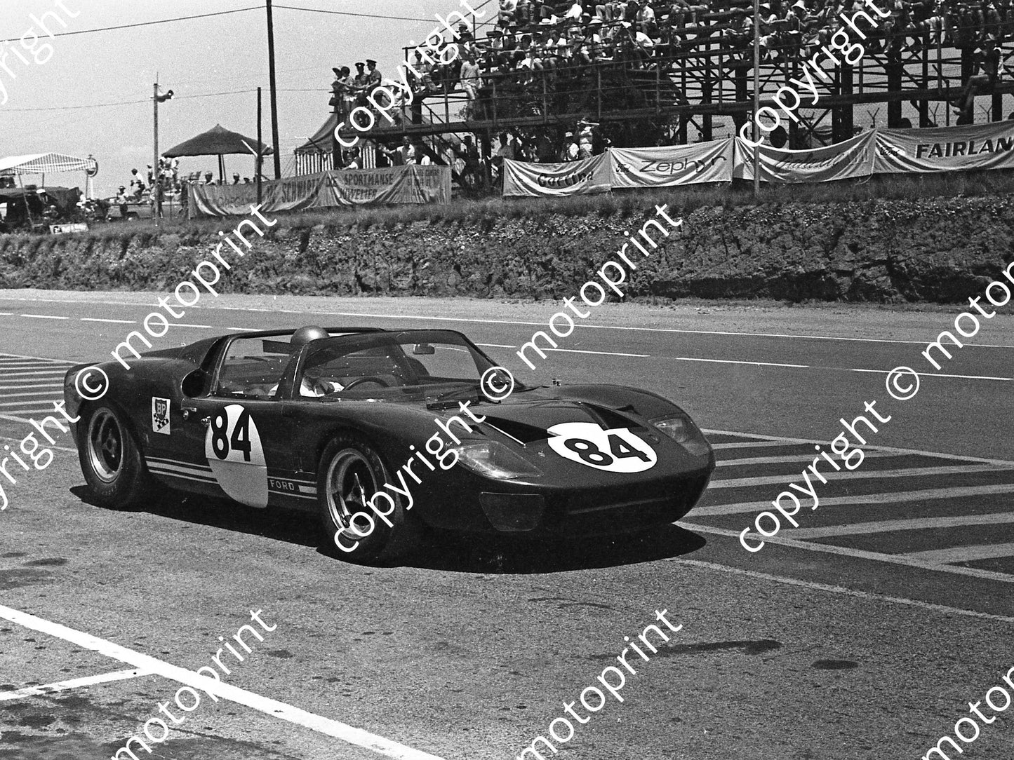 1967 SA GP support 84 Peter Sutcliffe Ford P40 (courtesy David Swan) (3) cleaned