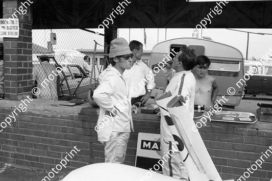 1968 10 Porsche 907 Hans Hermann right, Hans Dieter Dechent (courtesy Ken Stewart) 427 (6)
