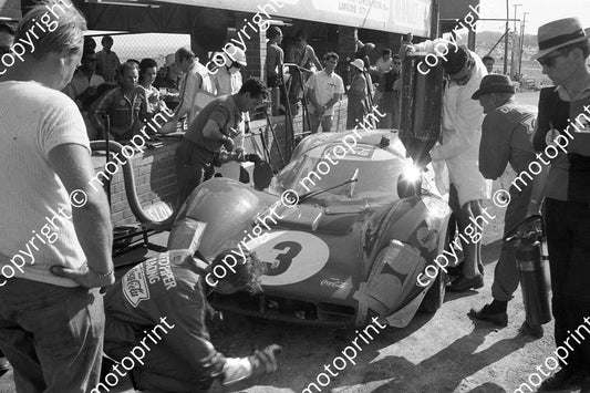 1968 3 Ferrari P3 pit stop David Piper Dick Attwood (courtesy Ken Stewart) (6)