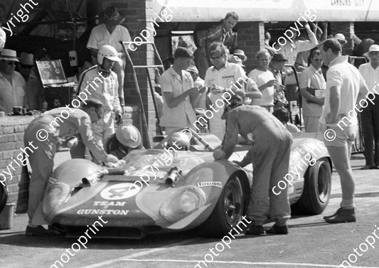 1968 4 pit stop A4 size scan Ferrari P4 CanAm Paul Hawkins John Love (4)