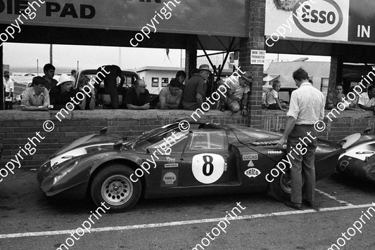 1968 8 Alfa T33 Teddy Pilette, Rob Slotemaker cleaned (courtesy Ken Stewart) 429
